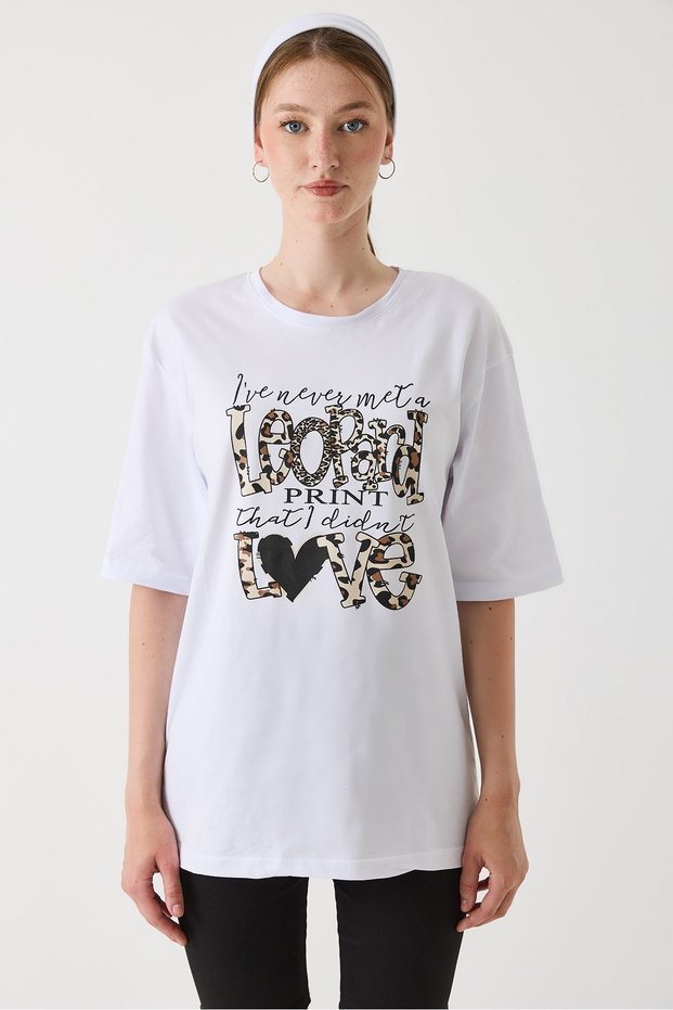 White Cotton Textured Crew Neck Short Sleeve Relaxed Fit Knitted T-Shirt with Front Text Print