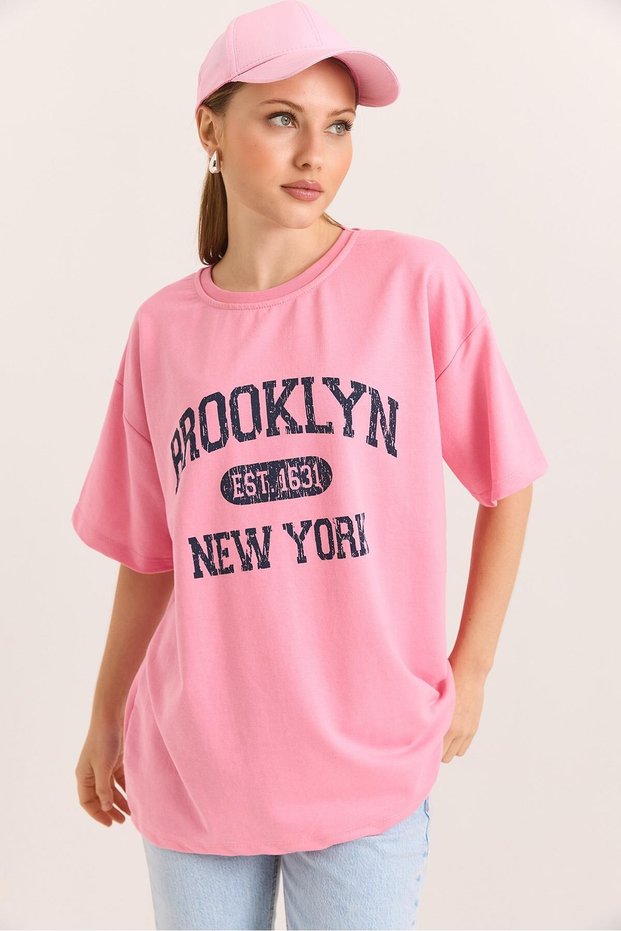 Pink Two Thread Crew Neck Drop Shoulder Oversize Brooklyn Printed Short Sleeve T-Shirt