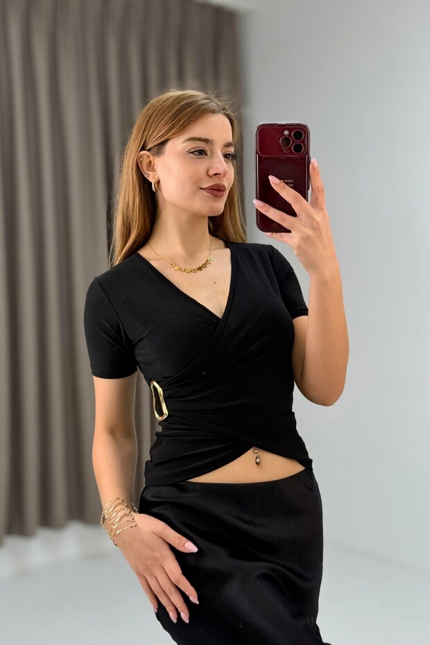 Black Stretchy Sandy Fabric Double-Breasted Collar Short Sleeve Blouse with Side Buckle Detail and Modern Cut