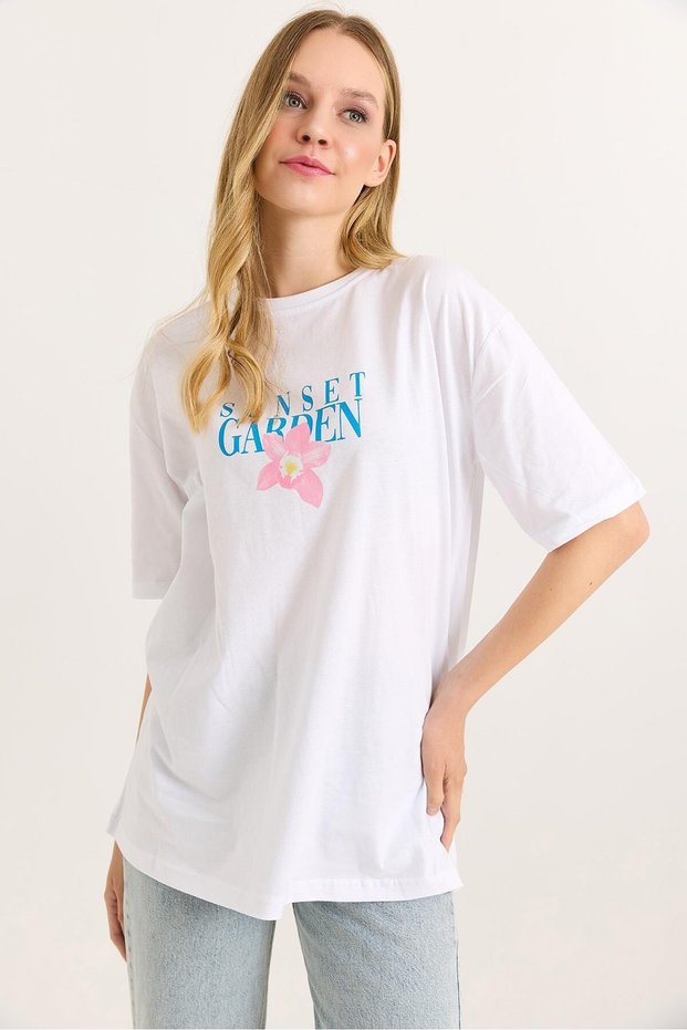 White Single Jersey Fabric Crew Neck Short Sleeve T-Shirt with Front and Back Print Detail