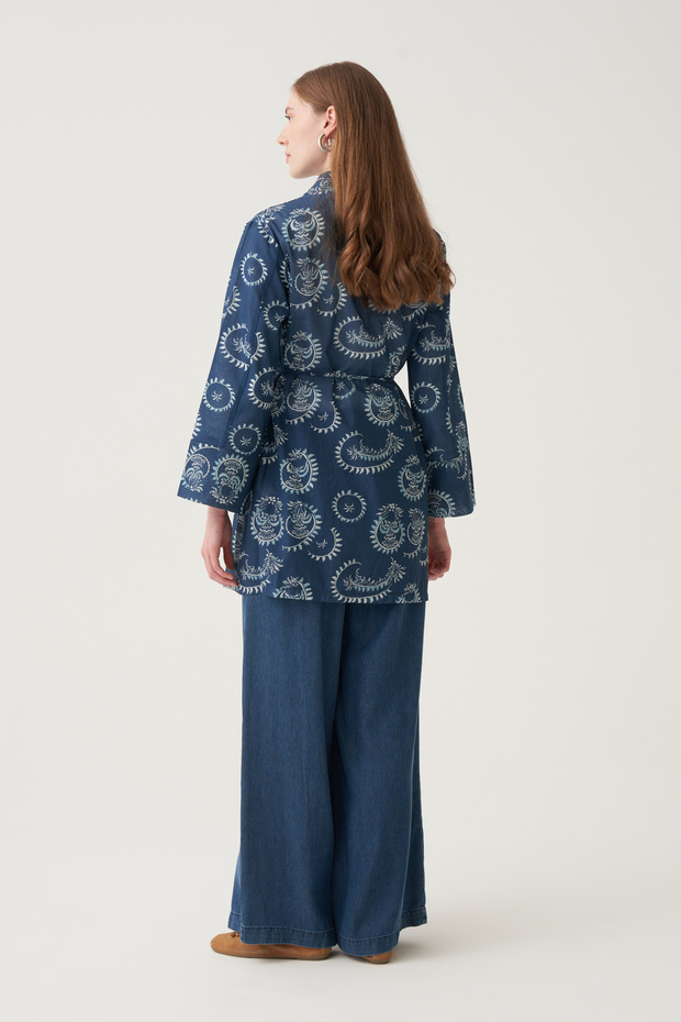 Patterned voile kimono with tie detail