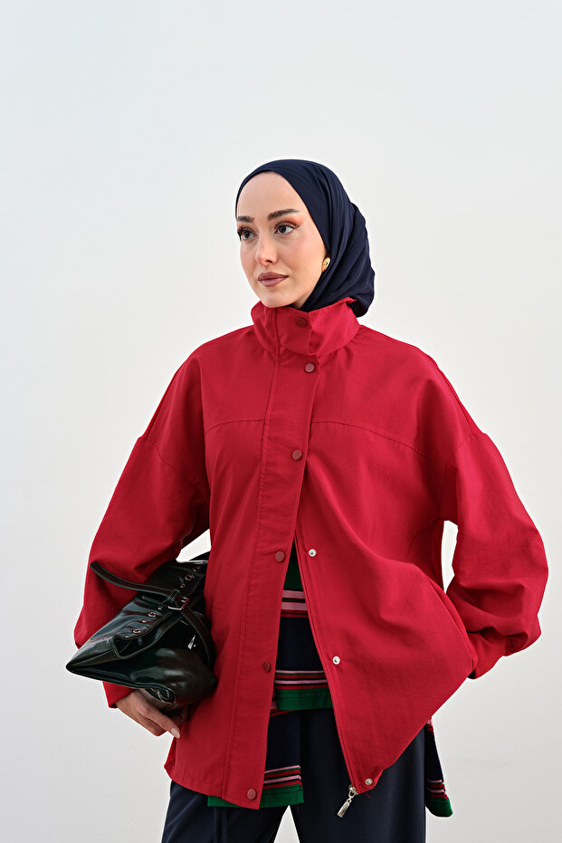 Women's Snap Detail Hidden Zipper Ribbed Parachute Jacket Red