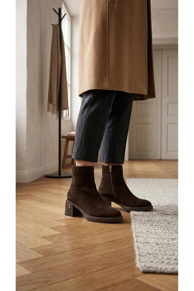 36202 genuine leather women's boots