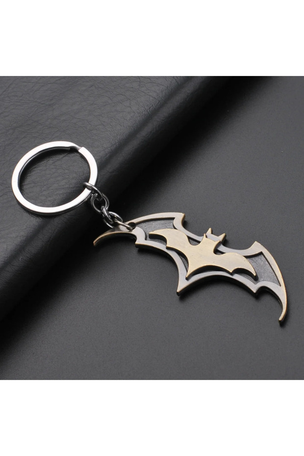 6 cm Copper color Bat keychain anime creative keychain high-end car couple men and women keychain ba