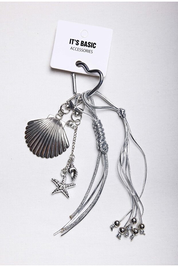 Silver Shell and Star Detailed Multi-Object Charm Keychain