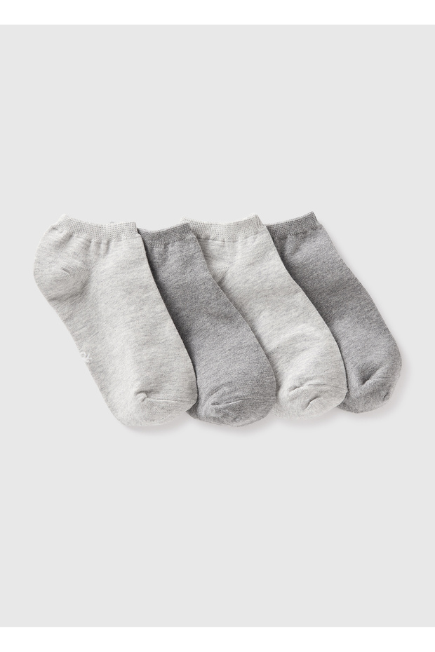 Boy's gray colored 4-piece slipper socks