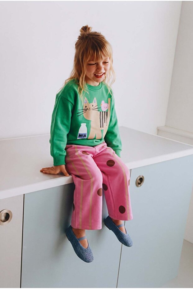 Children's Cotton Cat Printed Green Sweatshirt and Polka Dot Pink Sweatpants Set