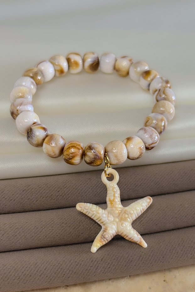 Starfish Natural Charm Detailed Elastic Bracelet