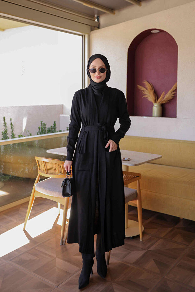 Black Pocketed Long Mercerized Knitwear Cardigan