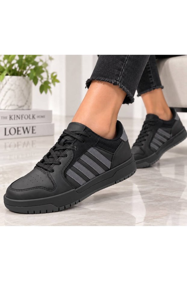 Unisex Lace-Up Striped Lightweight Comfortable Sneaker