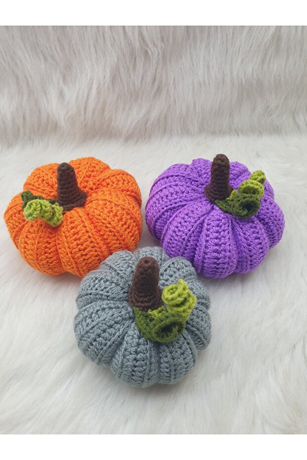 Halloween Party Decor/ Pumpkin Set/ Halloween Accessory/ Witch Hat/ Avant-Garde Decor/ Pumpkin/ Custom Design Pumpkin Set/ Hand Knitted/ Handmade/ Purple Pumpkin/ Orange Pumpkin/ Gift