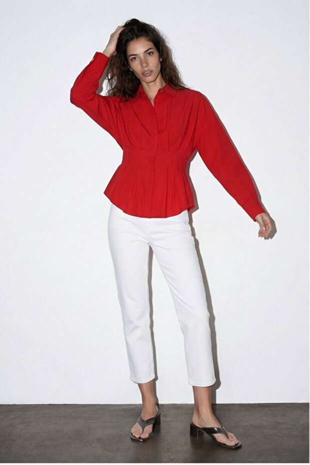 Women's Red Gathered Detailed Shirt