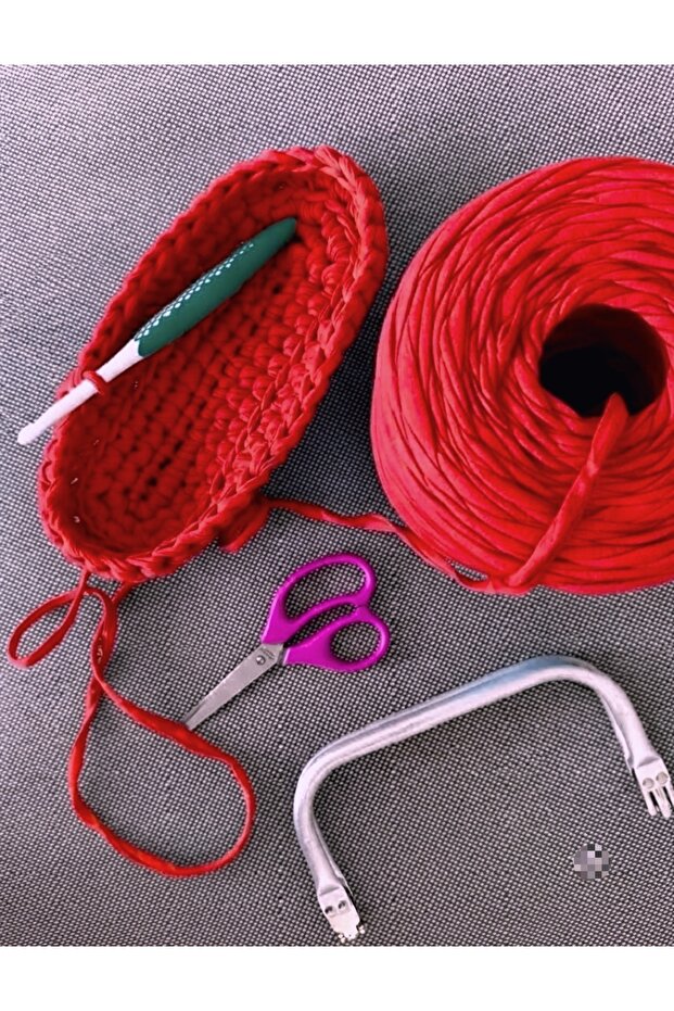 Combed Cotton Thread 300-400Gr Color - Red Tone