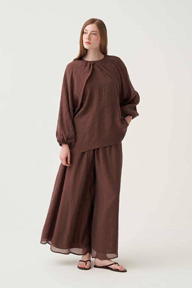 Raglan cape detailed blouse