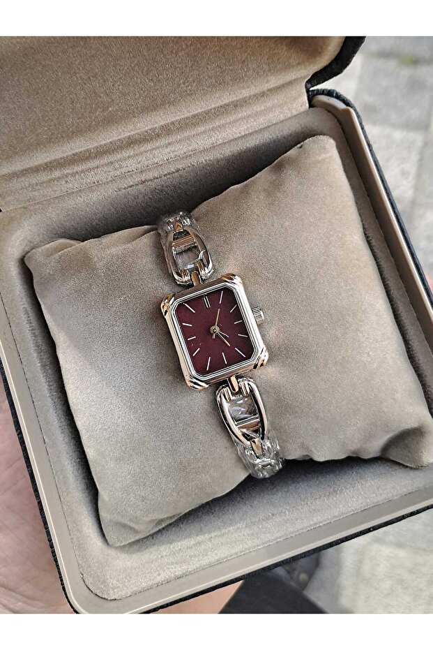 Vintage Square Model Wrist Watch