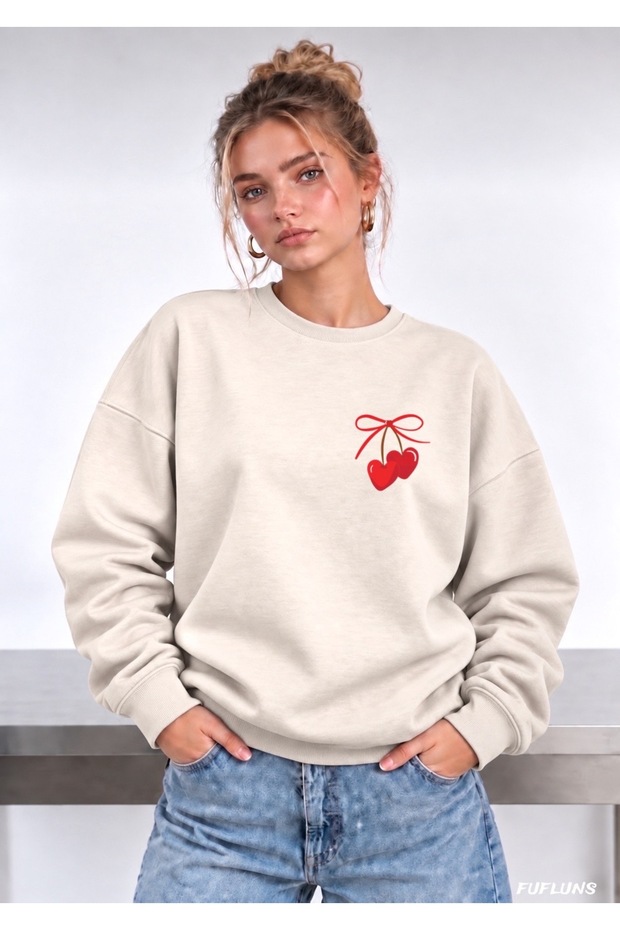 Heart Cherry Printed Oversized Women's Crewneck Sweatshirt