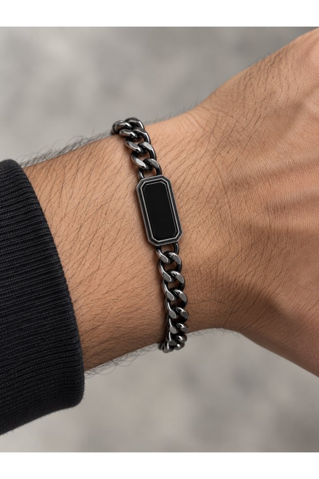 Black Thick Chain Plate Detailed Adjustable Modern Bracelet