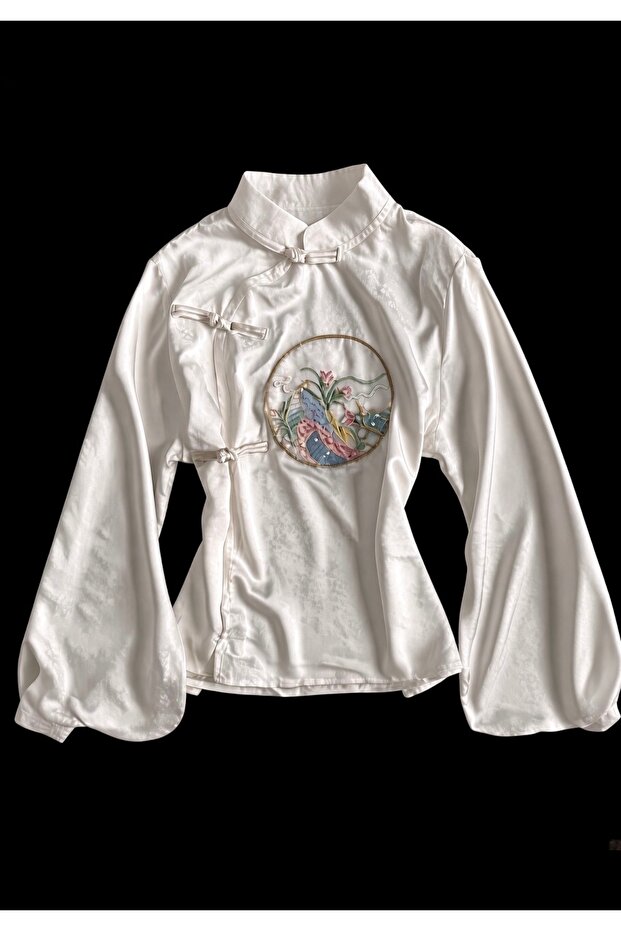 White Qipao Embroidery Detailed Long Sleeve Blouse