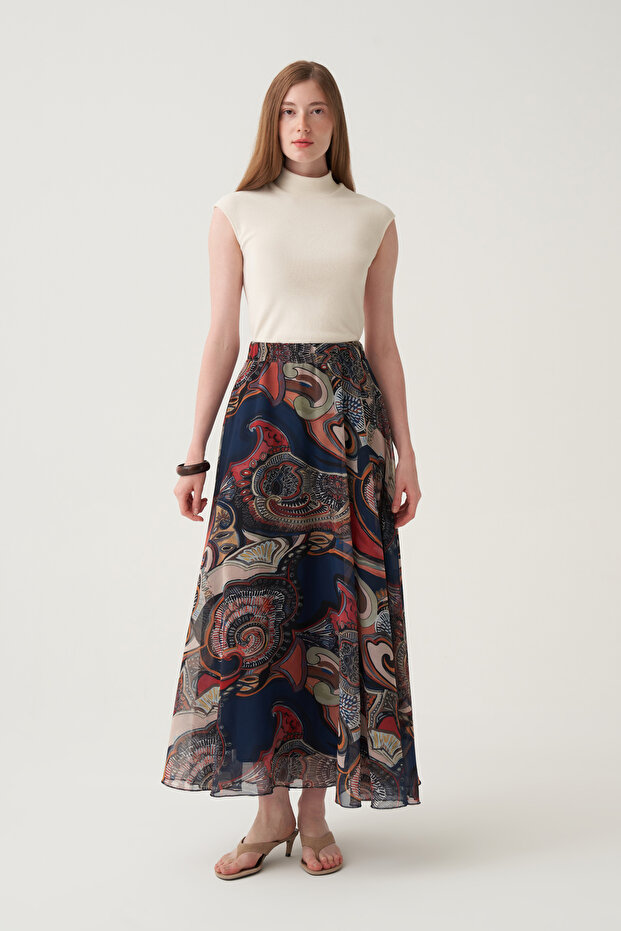 Flared skirt with ruffles