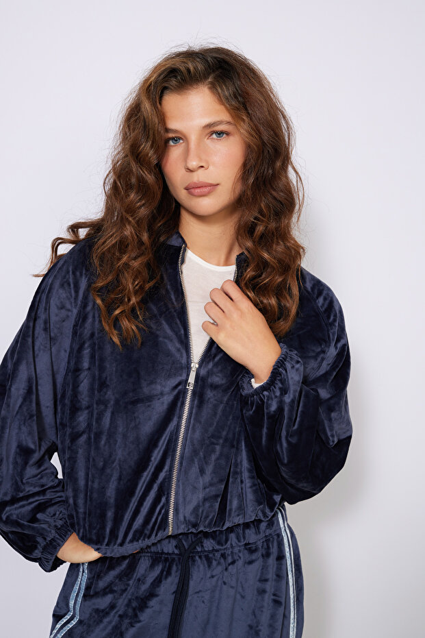 Zipped Jacket with Balloon Details, Reglan Sleeves, Soft Textured, Navy Blue