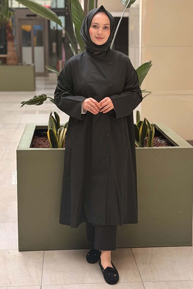 High Collar Asymmetrical Cross Snap Cap