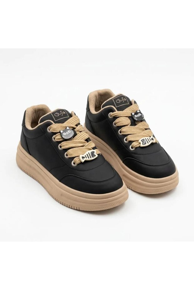 421 Black Genuine Leather Sneaker