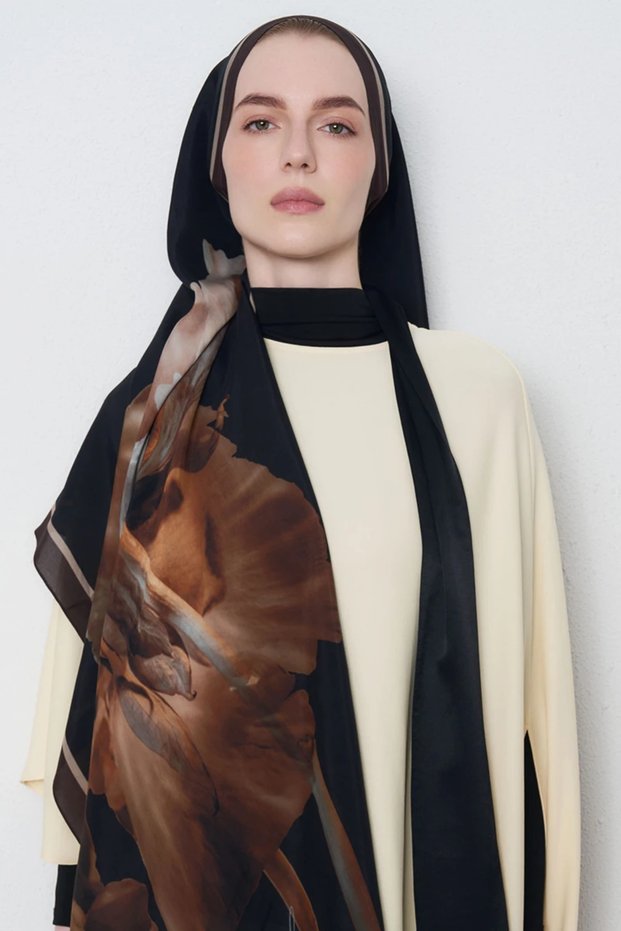 Süsen patterned fleece viscose shawl - bitter brown