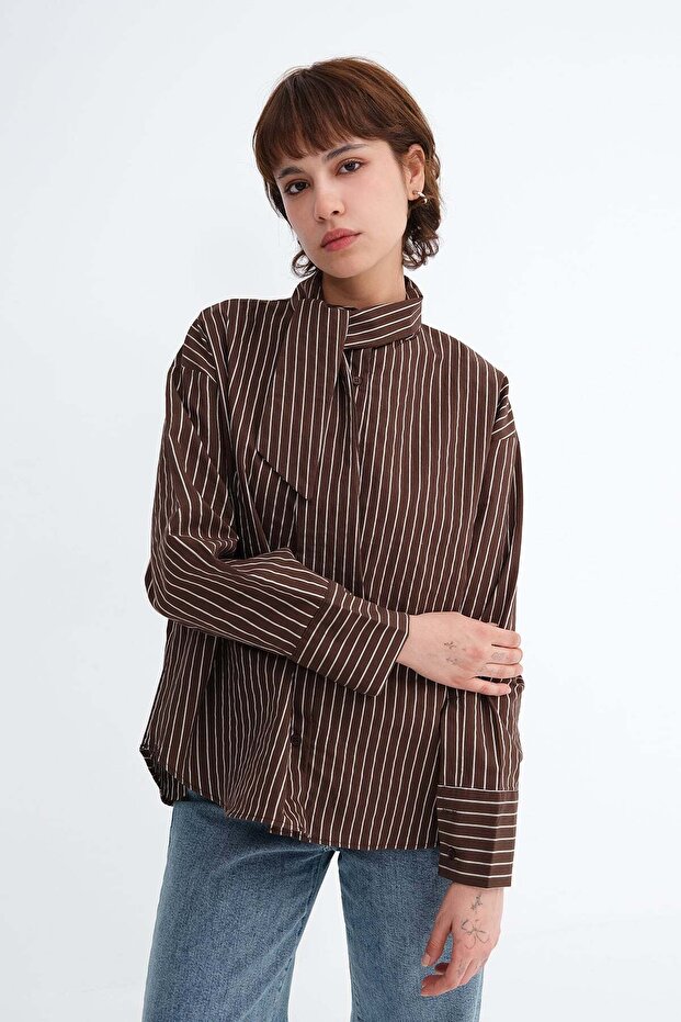 Scarf Detailed Striped Shirt G3236