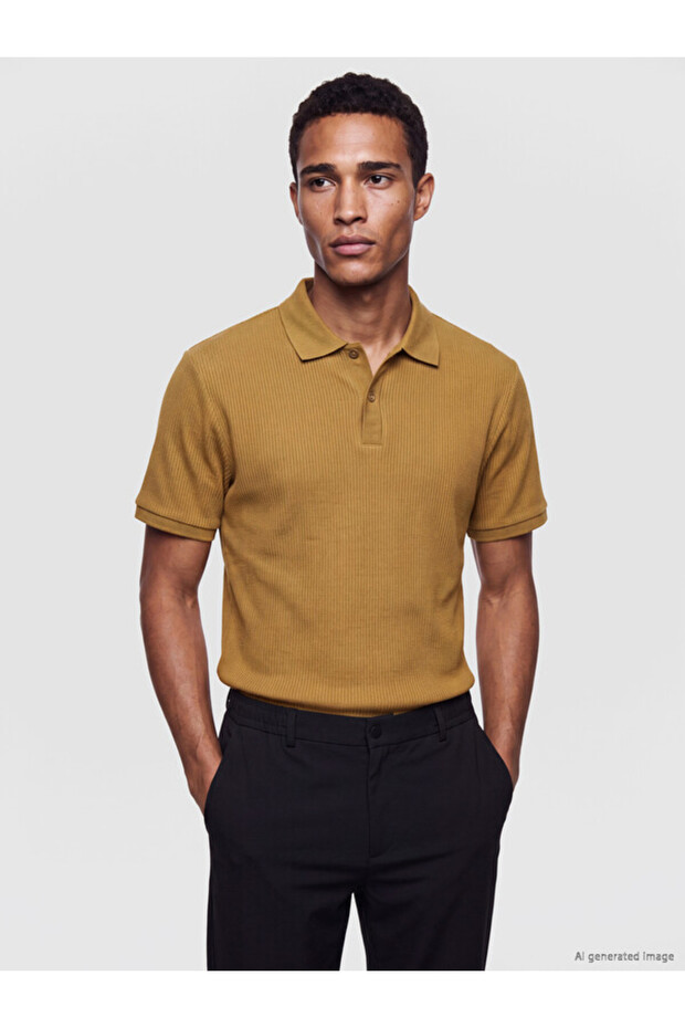 Esvab • Modern & Distinctive Devrik Roba Collar Men's T-Shirt