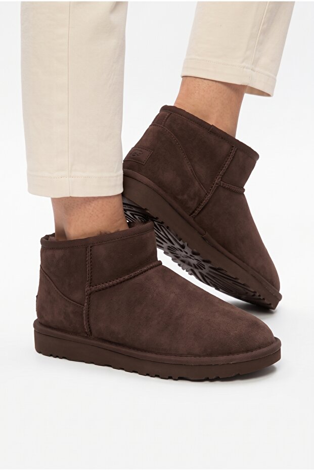 Warm and Water-Resistant Women's Autumn and Winter Daily Use Trendy Short Mini Thin-Soled Boots with Fur Inside