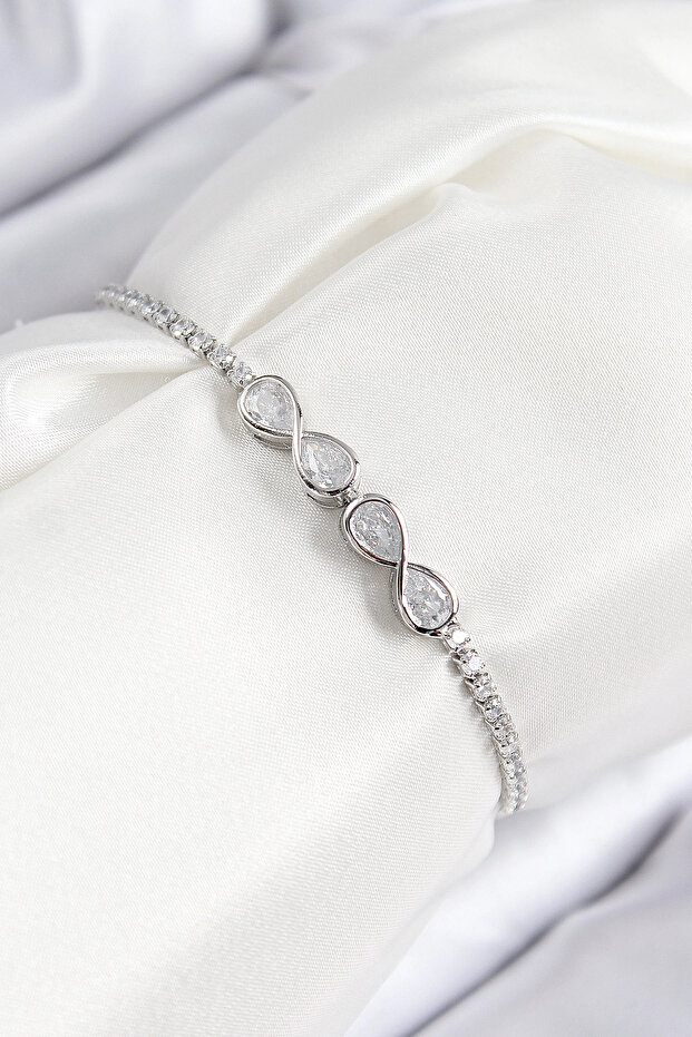 Brass Zircon Stone Infinity Model Silver Color Elevator Women's Bracelet Tj-Bb7720
