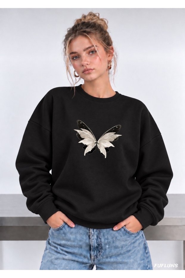 Oversize Women's Sweatshirt with Butterfly Print and Crewneck