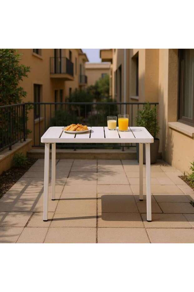Saforaa Outdoor Dining Table - White