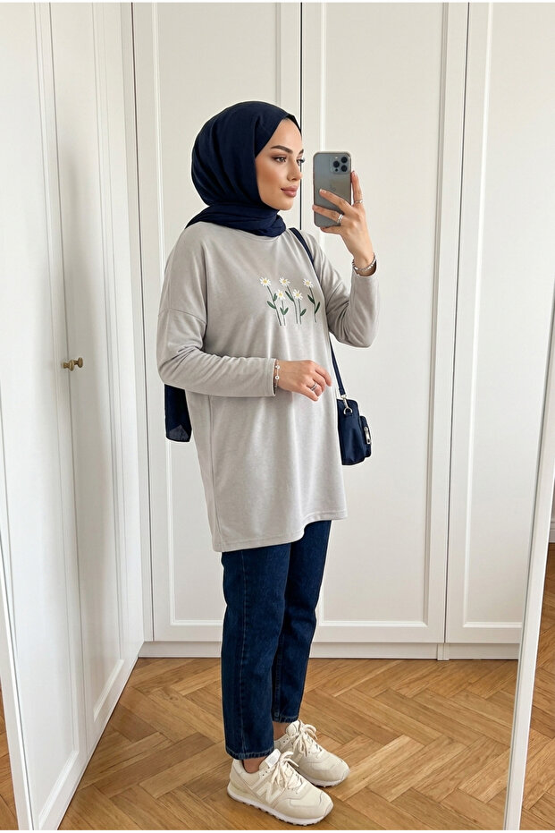 Women's Floral Embroidery Detailed Loose Long Sweatshirt Tunic