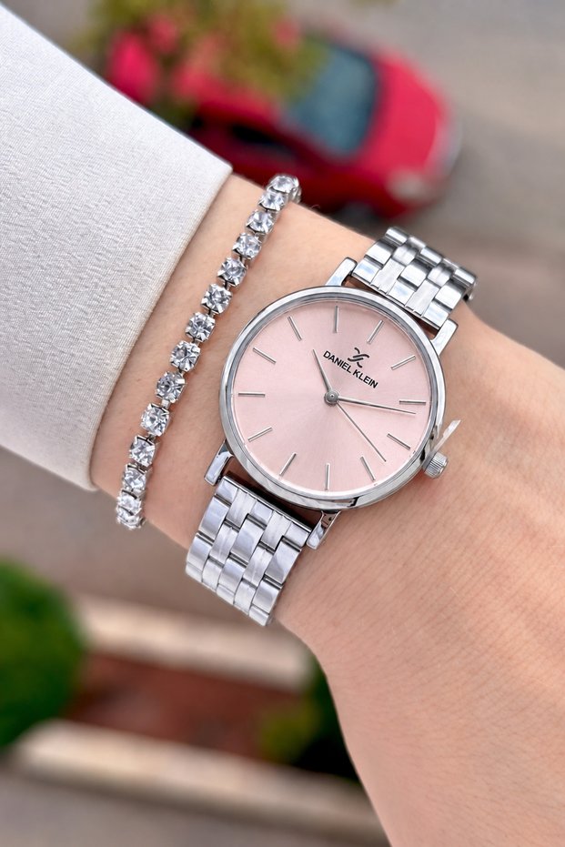 Dial Pink Cord Metallic Color 30 mm 2 Year Warranty Women's Wristwatch and Bracelet