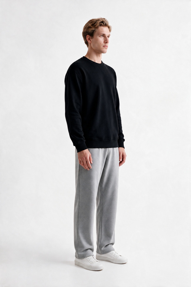 Selanik Fabric Crew Neck Black Sweatshirt Comfortable Fit