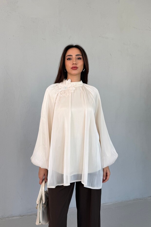 Ecru Floral Detailed Pleated Chiffon Blouse