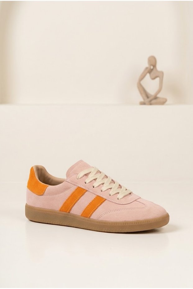 Women's Suede Flat Sole Sneaker Lace-Up Comfortable Walking and Casual Sports Shoes Retro Stylish Sneaker