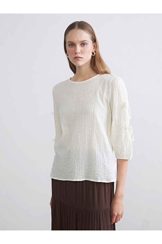 I Zero Roba Yaka Textured Bluz from Freezen Store