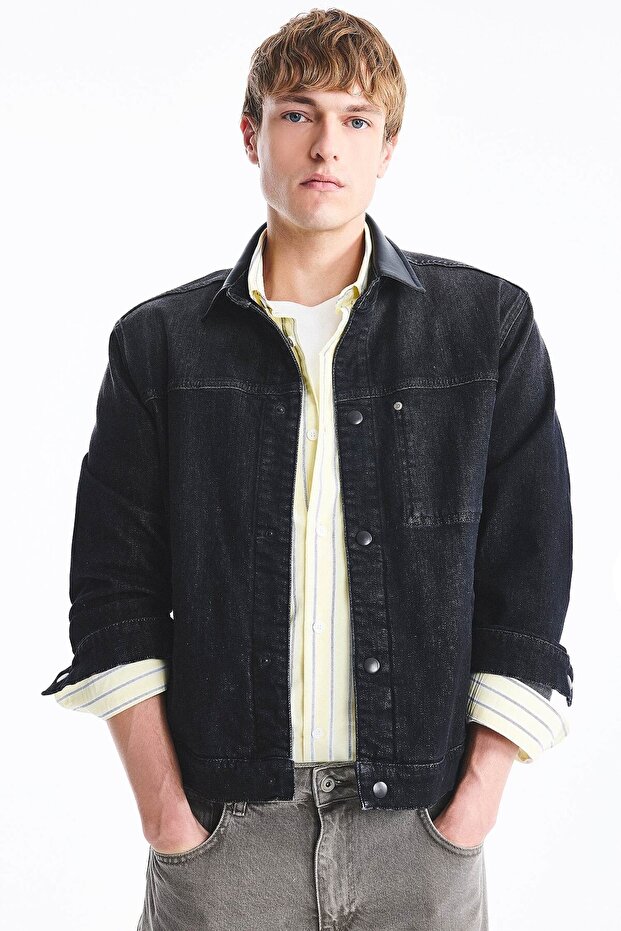 Regular Fit Leather Collar Buttoned Long Sleeve Jean Jacket I5801Ax26Au