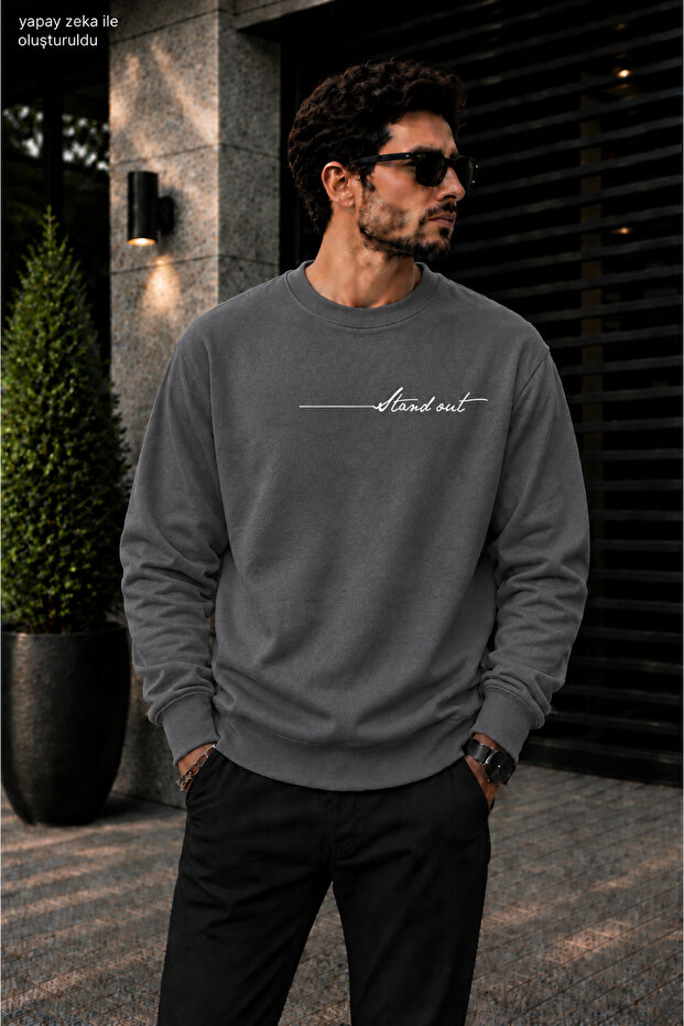 Men's Stand Out Calligraphy Written Crew Neck Casual Regular Fit Sweatshirt