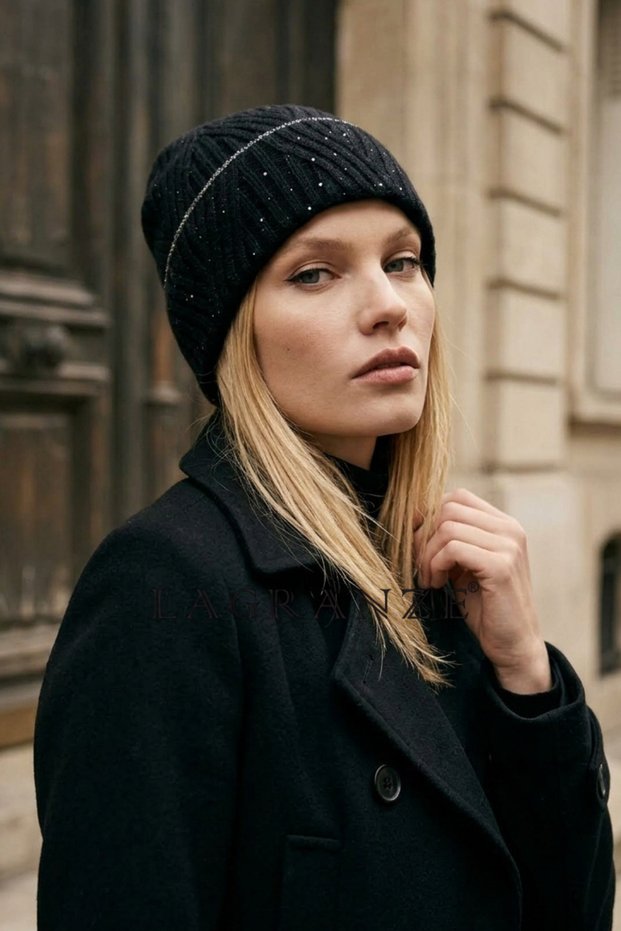 Women's Beret with Rhinestones and Geometric Pattern