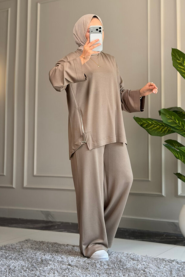 6655 - Stylish, Comfortable, Loose-Fitting Modal Fabric Women's Set with Zipper Detail