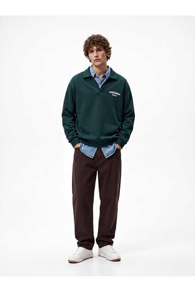 Regular Fit V-Neck Letter Printed Green Sweatshirt