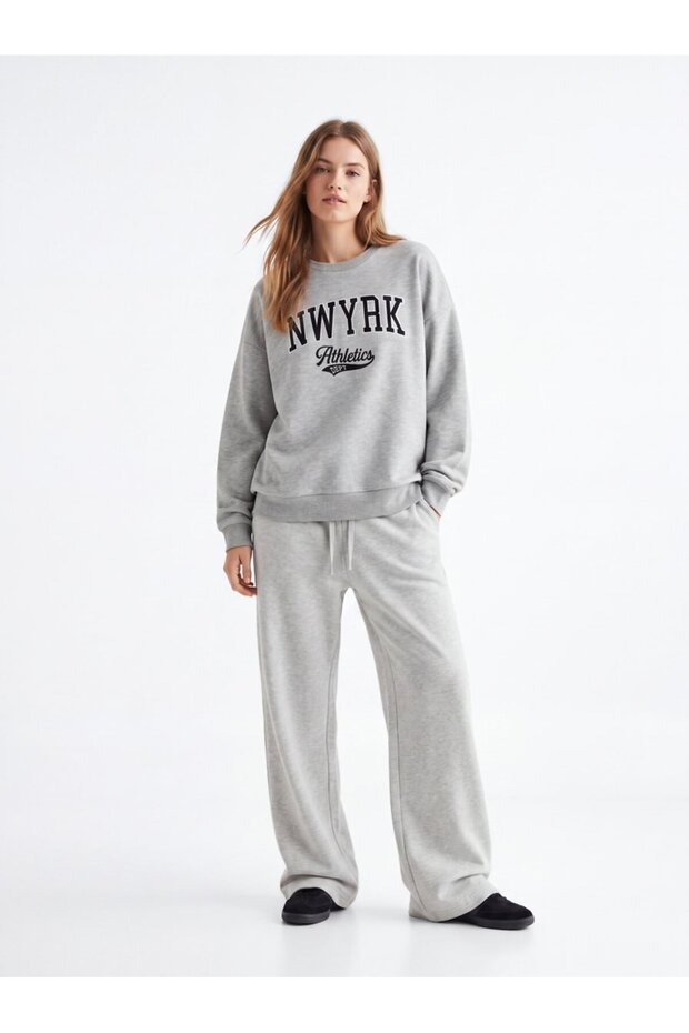 Relaxed Fit Letter Printed Crew Neck Gray Sweatshirt