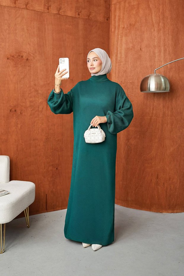 Turtleneck Knitwear Dress - Casual & Stylish Oversized Soft Texture Comfortable Cut Oversized Long Knitwear Dress