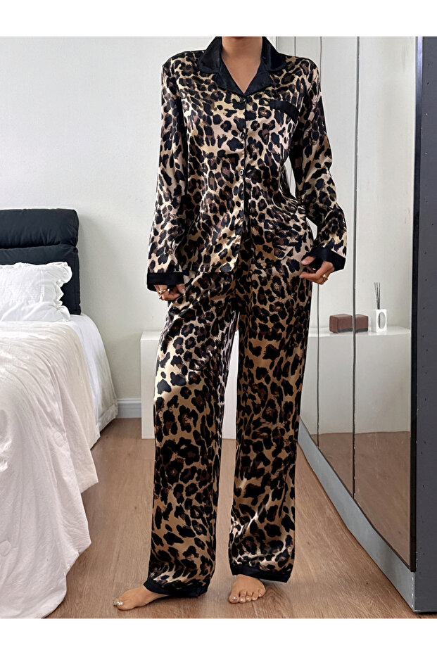 Multi-Color Leopard Print Shirt And Straight Leg Pants Pyjama Set