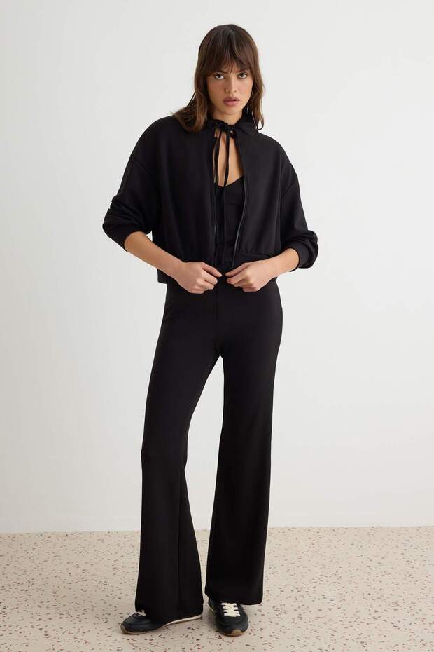 Siyah Fitted/Vücuda Oturan Flare Paça Soft/Yumuşak Dokunuşlu Örme Alt - Üst Takım TWOAW27AU00012