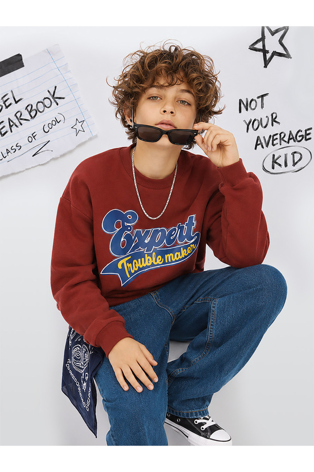 Boy's Oversize Burgundy Sweatshirt – College School Style (Ages 6-11)