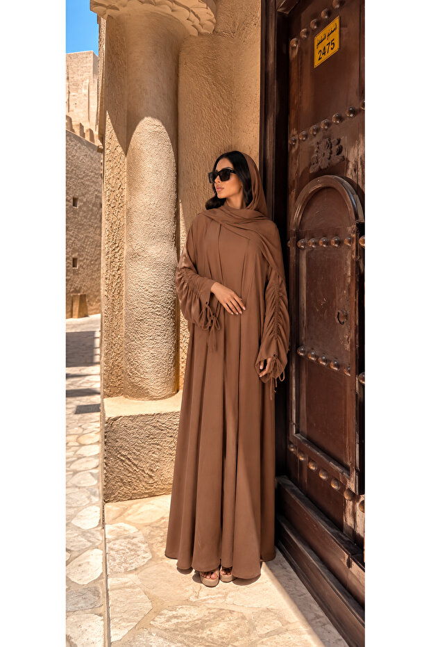 Armina Stringed Abaya – Elegant Tie-Sleeve 3-in-1 Set with Inner Dress & Matching Hijab